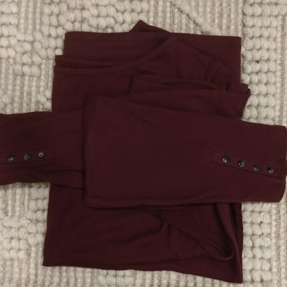 GAP Favorite Tee Bundle! - Picture 4 of 11